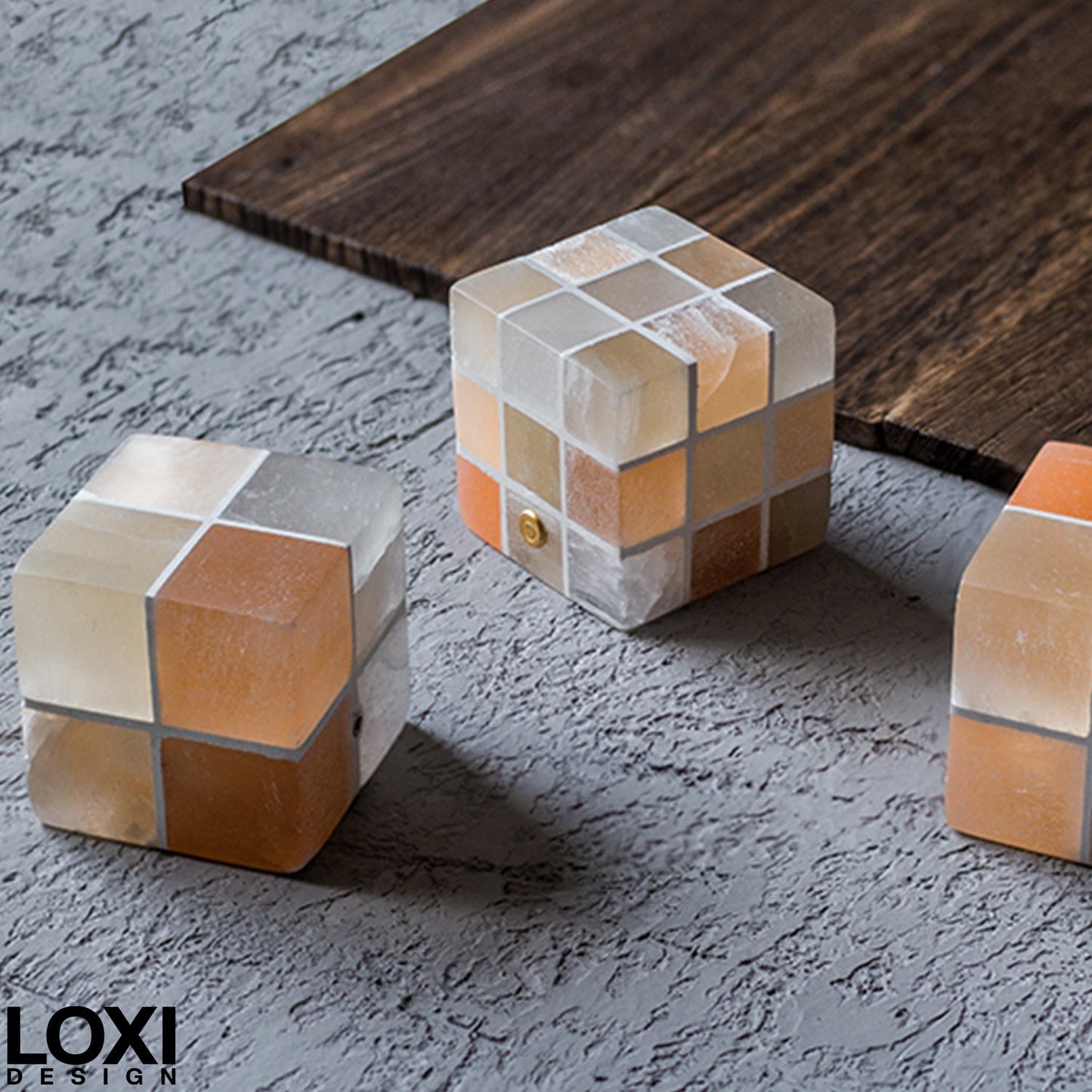 LoxiDesign™ Rubik's Cube Light